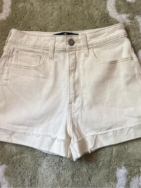 Hollister Cream High-Rise Denim Shorts